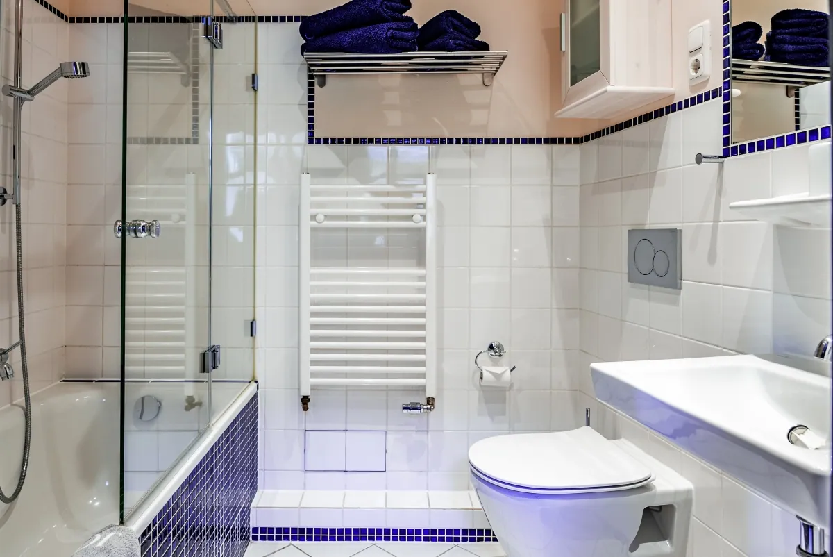 Große Suite „Gotland“: Bathroom